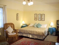 Elm Wood Classic Bed And Breakfast - Tourism Noosa 1