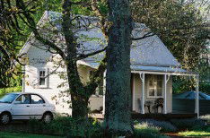 Elm Wood Classic Bed And Breakfast - Tourism Noosa 2