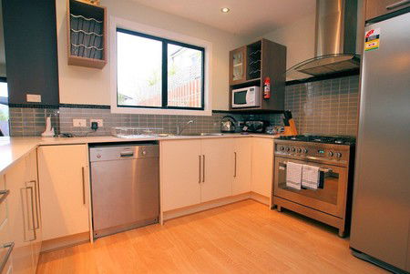 Oakley Place Townhouse - Tasmanian Short Stays - Tourism Noosa 3