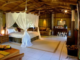 Bamboo Retreat - Tourism Noosa 0