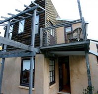 Pamela's Beach House  Studio - Tourism Noosa