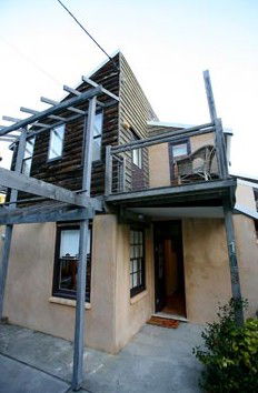 Pamela's Beach House & Studio - Tourism Noosa 0