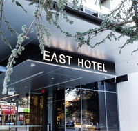 East Hotel - Tourism Noosa