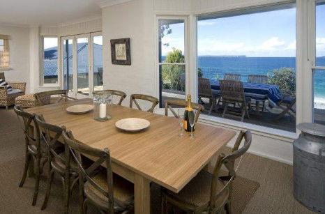 Absolute Waterfront At Hyams Beach - Elandra - Tourism Noosa 5