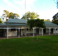 Lake Victoria Station Lodge - Tourism Noosa
