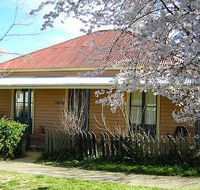Cooma Cottage - Accommodation - Tourism Noosa