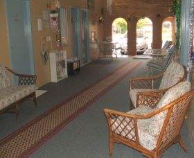 Chatham Motel - Tourism Noosa 2