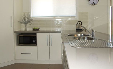 Armidale Executive Short Stay Apartments - Tourism Noosa 2