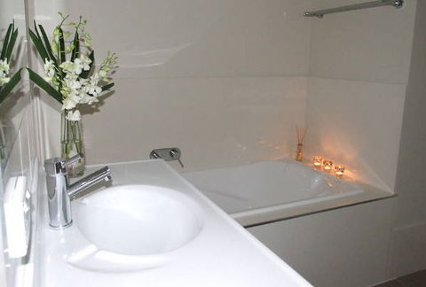 Armidale Executive Short Stay Apartments - Tourism Noosa 4