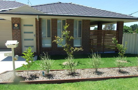 Armidale Executive Short Stay Apartments - Tourism Noosa 5