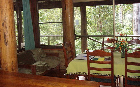 Carawirry Cabins - Tourism Noosa 3