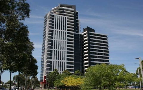 Australia Towers 19.06 - Tourism Noosa 0