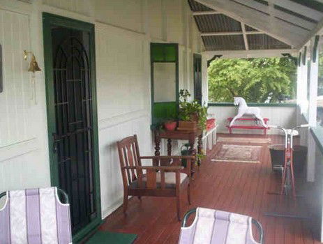 Dillons Cottage - Tourism Noosa 2