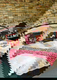 Centre Point Mid-City Motor Inn - Tourism Noosa 0