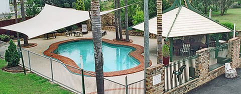 Centre Point Mid-City Motor Inn - Tourism Noosa 1