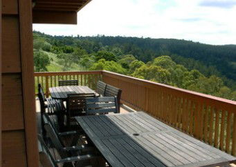 Eagles Rest - Holiday Home - Tourism Noosa 3