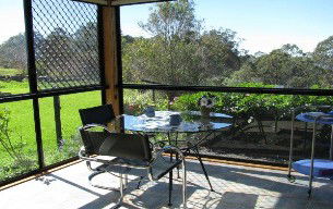 Eagles Rest Retreat - Tourism Noosa 2