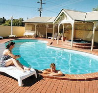 Best Western Clifton  Grittleton Lodge - Tourism Noosa