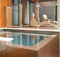 Chandeliers on Abbey - Tourism Noosa