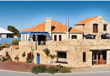 Manuel Towers Boutique Accommodation - Tourism Noosa 1