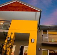 Champion Lakes Accommodation Waterside - Tourism Noosa