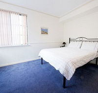 Duke's Apartments - Tourism Noosa