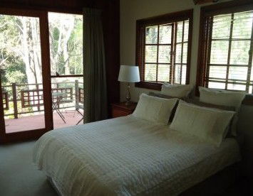 Fairy Wren Lodge Bed & Breakfast - Tourism Noosa 1