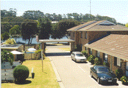 Hybiscus Lodge Motel  Holiday Apartments - Tourism Noosa