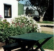 Dunalan Host Farm Cottage - Tourism Noosa