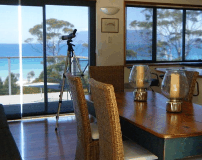 Spring Beach Holiday Villas - Tourism Noosa