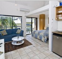 Julians Apartments - Tourism Noosa