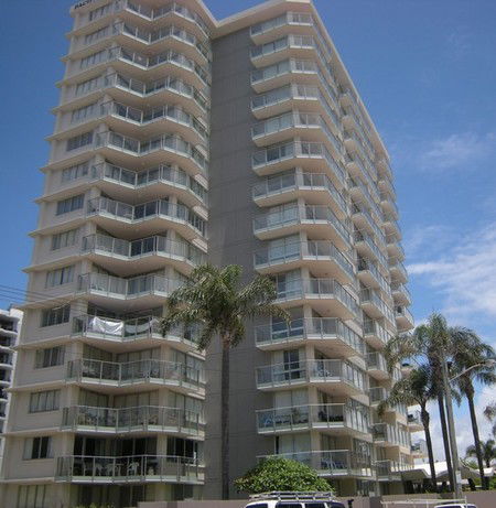 Pacific Regis Beachfront Apartments - Tourism Noosa 1