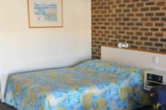 Best Western Top Of The Town Motel - Tourism Noosa 1