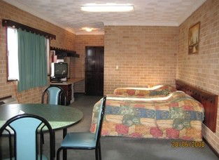 Alexander The Great Motel - Tourism Noosa 1