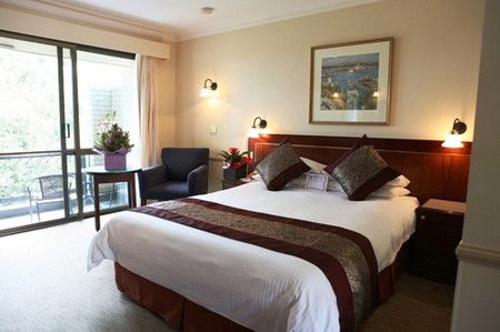 Best Western Twin Towers Inn - Tourism Noosa 1