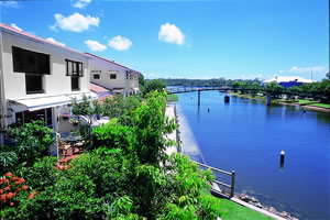 Villa Aqua - Tourism Noosa 1
