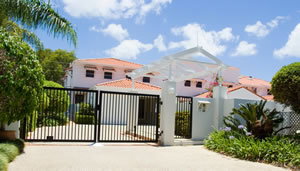 Villa Aqua - Tourism Noosa 3