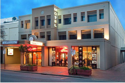 O'Connell Inn - Tourism Noosa 0