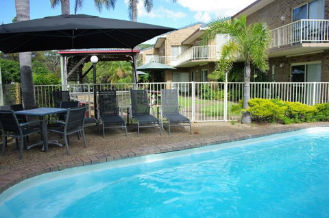 Beachfront Units Merimbula - Tourism Noosa 1
