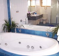 Bateau Bay Beachfront Luxury Accomodation - Tourism Noosa