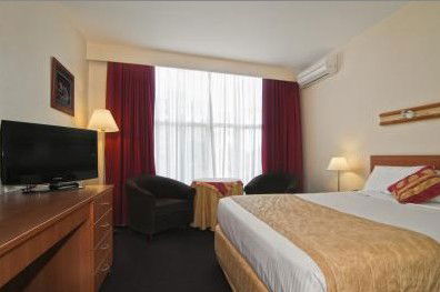 Comfort Inn North Shore - Tourism Noosa 0