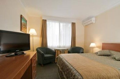 Comfort Inn North Shore - Tourism Noosa 1