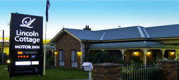 Lincoln Cottage Motor Inn - Tourism Noosa 0