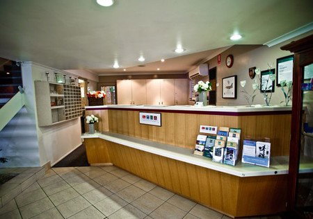 Centrepoint Motor Inn - Tourism Noosa 3