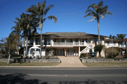 Clifford Park Holiday Motor Inn - Tourism Noosa