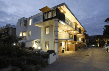 The Dolphin Apartments - Tourism Noosa