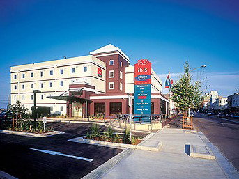 Hotel Ibis Newcastle - Tourism Noosa 0