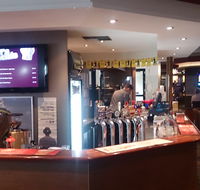 Willaston Hotel - Tourism Noosa
