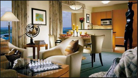 A A A Short Long Stay - Tourism Noosa 0