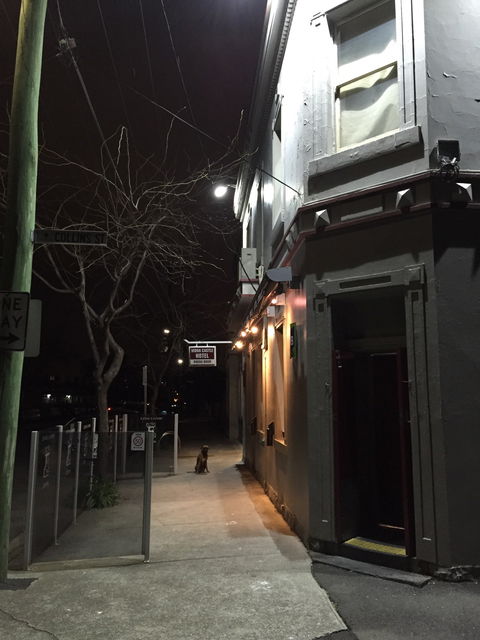 Mona Castle Hotel - Tourism Noosa 0